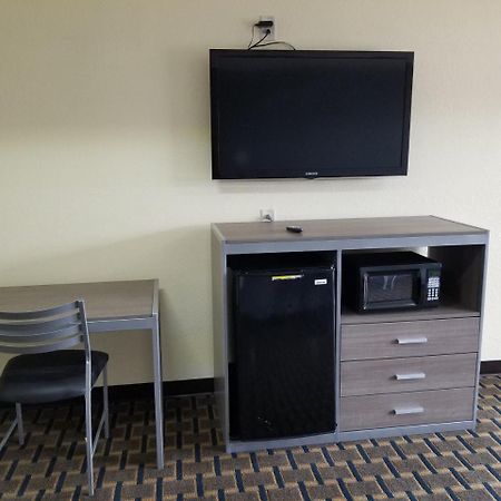 Ameristay Inn & Suites Ориндж Екстериор снимка