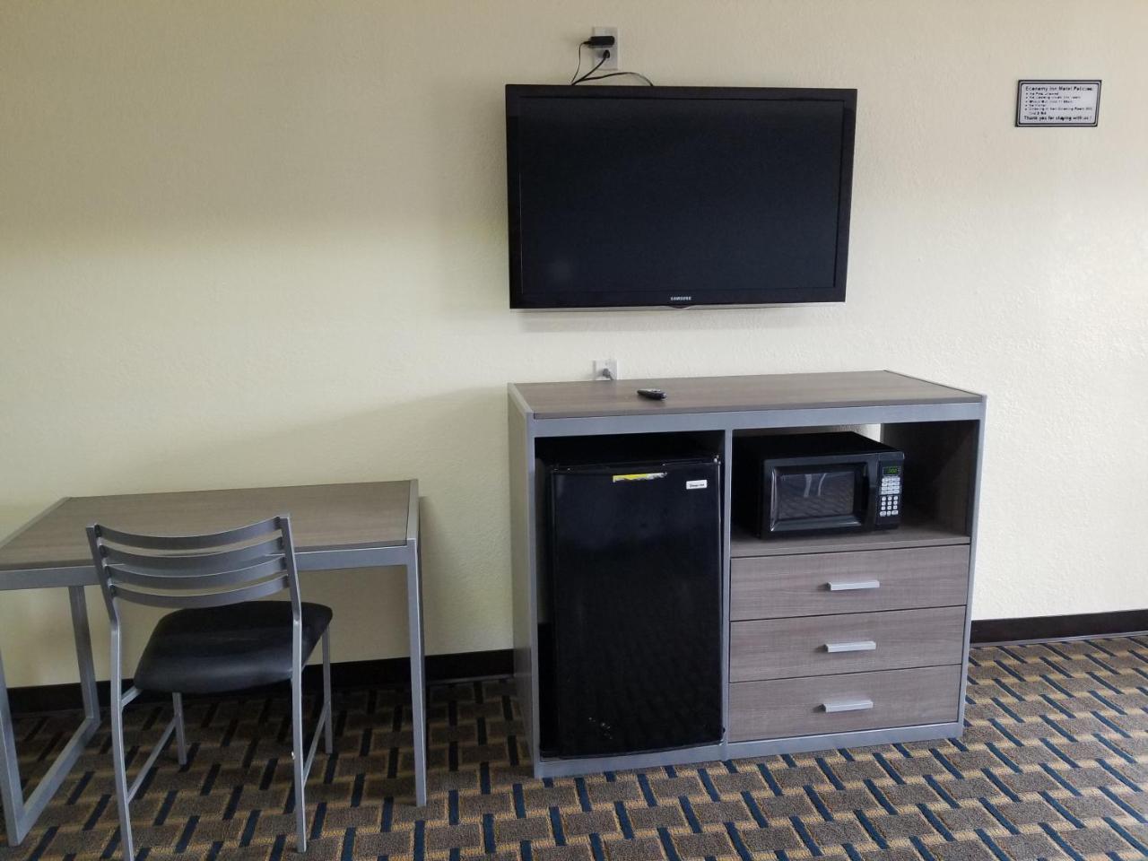 Ameristay Inn & Suites Ориндж Екстериор снимка